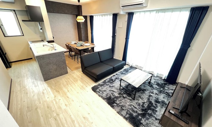Joto Apartamento | Accommodates up to 4 guests/2 beds/1 sofa bed/7-minute walk to nearest station