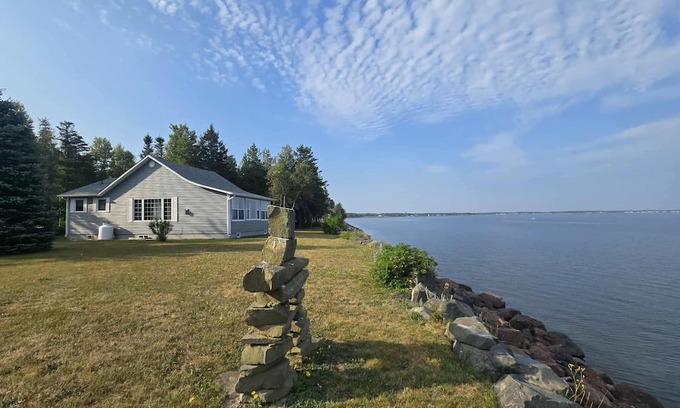 Acadian Coastal Drive Casa | Bay of Sands cottage nSunsets, serenity, breathtaking