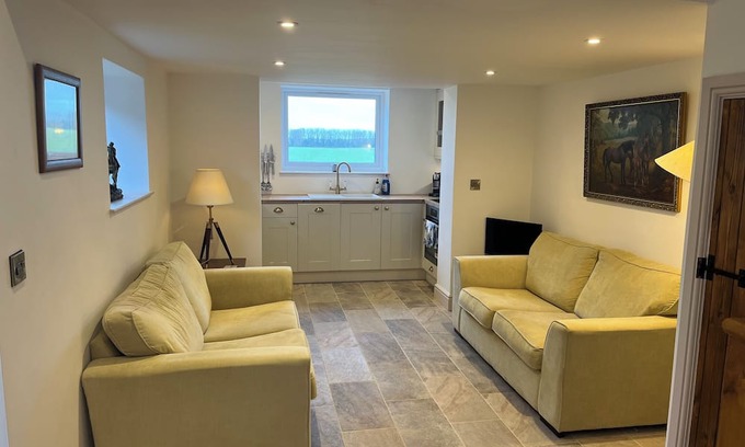 Upton Casa | Small 3 bedroom converted stable in Norfolk