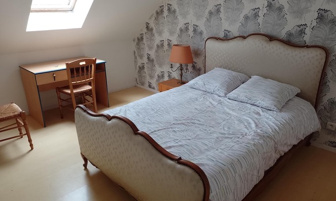 Lieusaint Condominio | Spacious room in residential area, close to amenities, RER bus 40mn from Paris