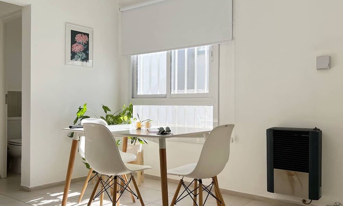 General Roca Apartamento | Temporary South, for three people, with two beds