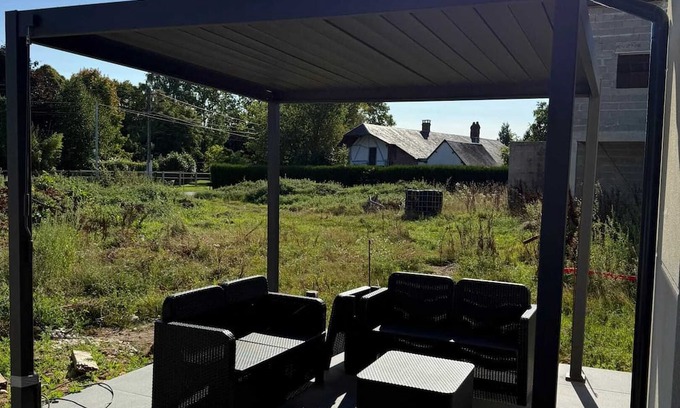 Elbeuf-sur-Andelle Casa | Homerez - House in Elbeuf-sur-Andelle