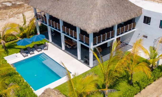 San Pedro Mixtepec Villa | 4-bedroom villa in fabulous Puerto Escondido with AC, WiFi, private pool.