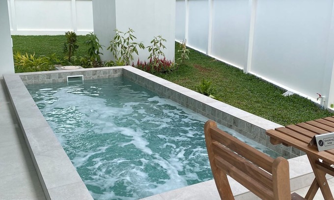 Krabi Villa | Passara Villas 2-bedroom saltwater pool villa Ao Nang Krabi mountain view