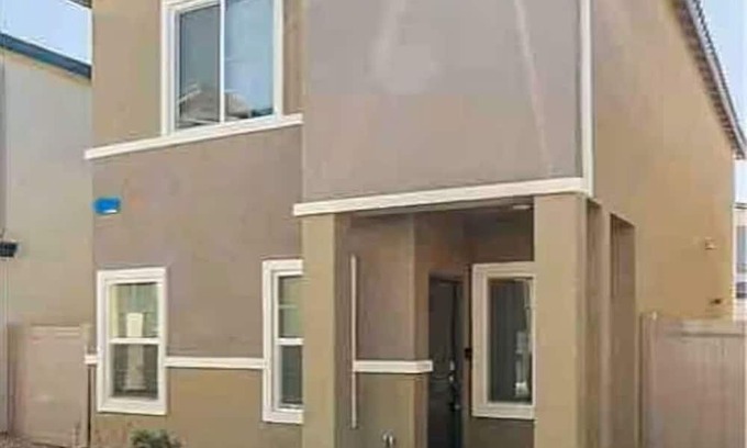 North Las Vegas Casa | 3-bedroom house in lovely North Las Vegas with attached garage