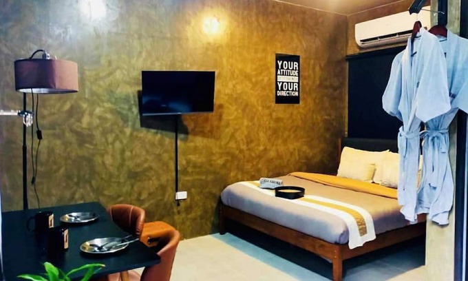 Lucena Apartamento | Standard Deluxe Room/Casakarina-Lucena City
