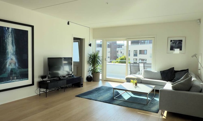 Fornebu Apartamento | Delightful 2-bedroom apartment next to sea at Fornebu