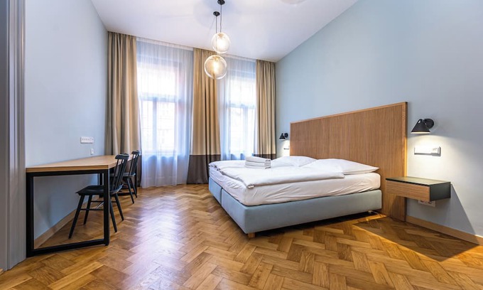 Vinohrady Apartamento | Luxury two bedroom apartment in Vinohrady