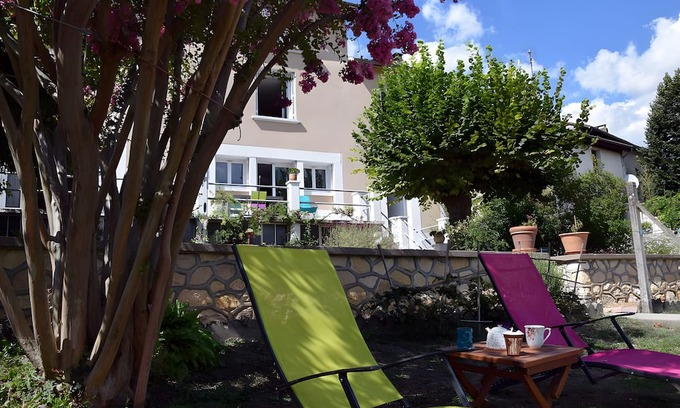Saint-Germain-du-Salembre Casa | Aux Mille et Une Collines
