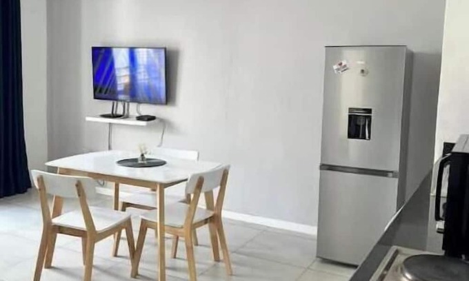 Windhoek Central Apartamento | DMN City Junction Apartment