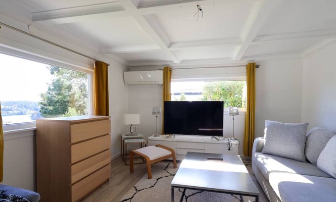 Molnlycke Apartamento | 8 Beds Workers Dream Home - Free Parking - Wifi