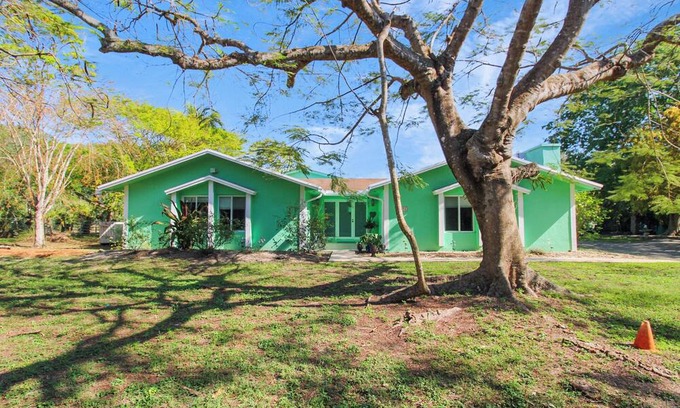 Homestead Casa | Luxury Family Retreat Near Miami & Keys