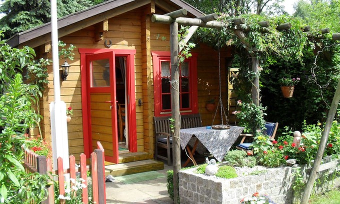 Kloster Lehnin Casa | Holiday Home 'Twin Room with Shower/WC' with Private Terrace
