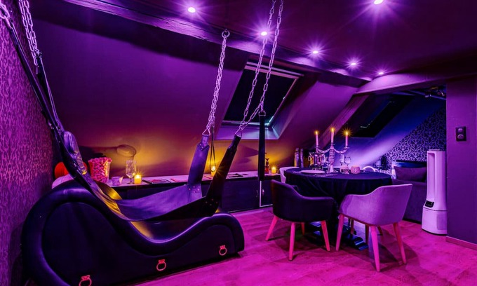 Niederbronn-les-Bains Apartamento | Love Room Alsace "L'Escale du Désir" – 45 Minutes from Strasbourg