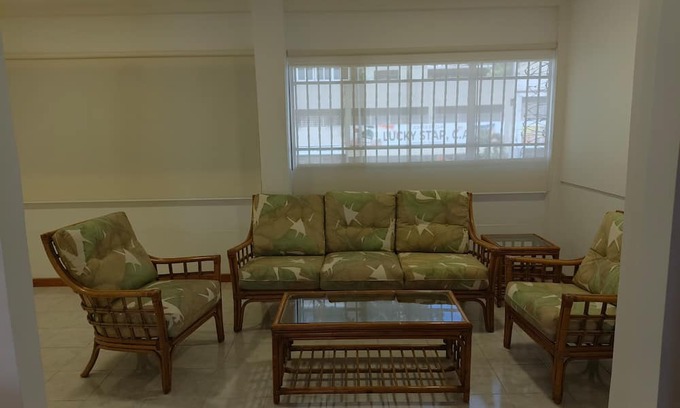 Santa Teresa Apartamento | RENOVATED APARTMENT IN THE CENTER OF CARACAS CONTINUOUS WATER AND WIFI CLOSE TO ALL AMENITIES