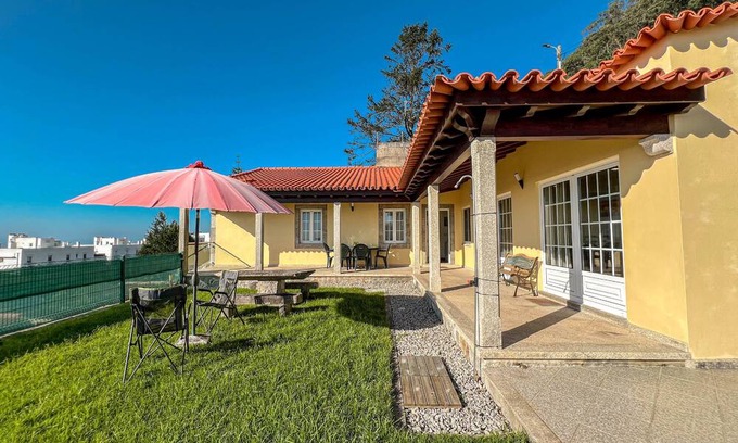 Monserrate Villa | Lovely Sunny House - with sea view