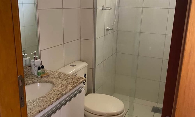 Goiania Apartamento | 2/4 apartment, facing Macambiras Park with fantastic sunset.