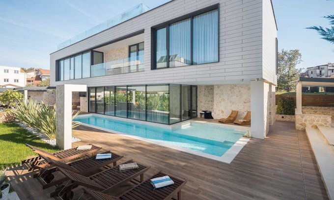 Funtana Villa | Luxury Villa Arabesca with Pool