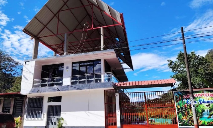 San Ramon Cabaña | Family cottage with swimming pool, barbecue, WiFi, enjoy nature!