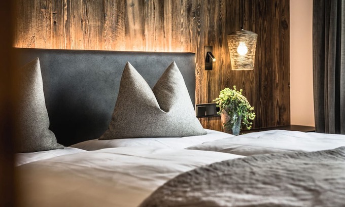Selva di Val Gardena Chalet De Esquí | Chalet 'L Piz Dolomites' with Mountain View, Private Terrace and Wi-Fi