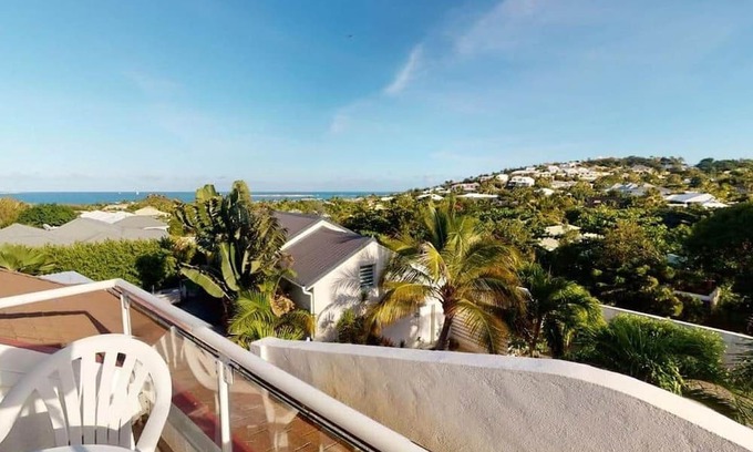 French Cul de Sac Apartamento | Mango Loft with jacuzzi and view