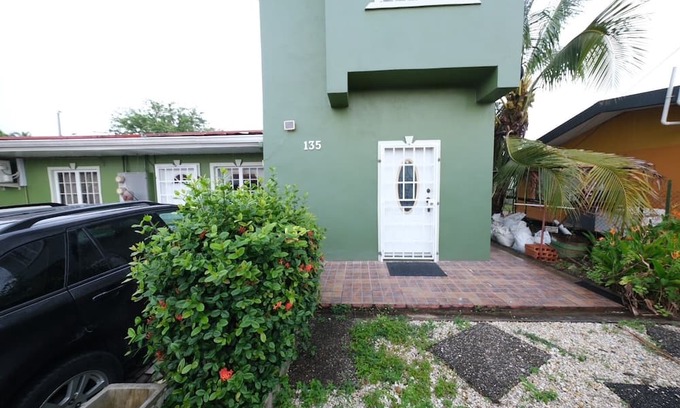 Arima Apartamento | 2-bedroom furnished apartment with AC, in Arima, close to International Airport