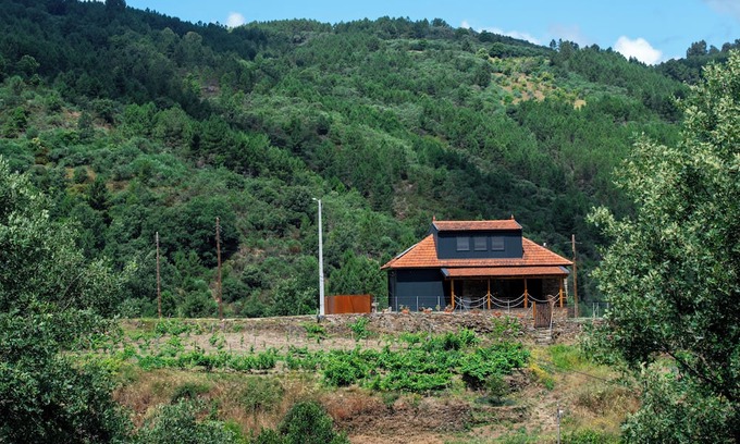 Casares Casa | Eira Velha House