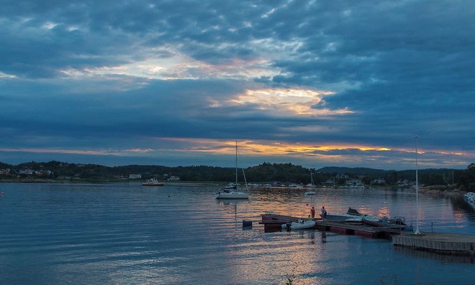 Sandefjord Cabina | Sjarmerende Hytte i Strandkanten i Sandefjord
