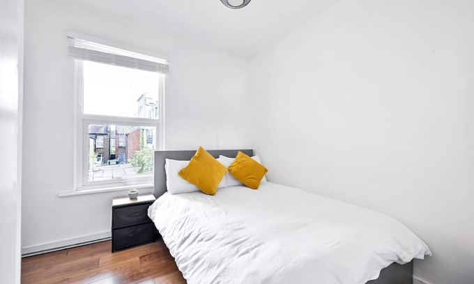 Leyton Apartamento | That Cosy Stay Stylish Bed Apartment in Vibrant E10 WR22A