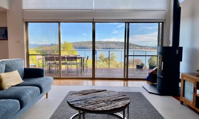 Primrose Sands Casa | Waterfront Primrose Retreat