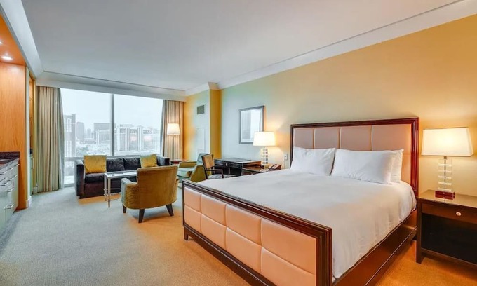 Las Vegas Apartamento | Experience Luxury and Style: Your Trump Tower Oasis in Vibrant Las Vegas