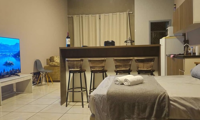 Gravatai Apartamento | Studio with balcony, 500m from city hall.