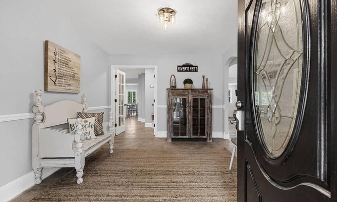 Little River Casa | River’s Rest: Stunning 7br House on the Water