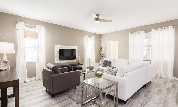 Davenport Condominio | Cozy Family Pool Home with Game Room-1516MB