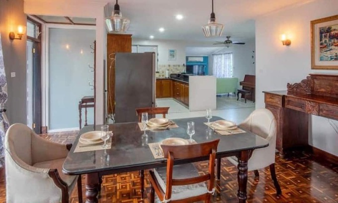 Little Battaleys Casa | The Retreat. Your home away from home.