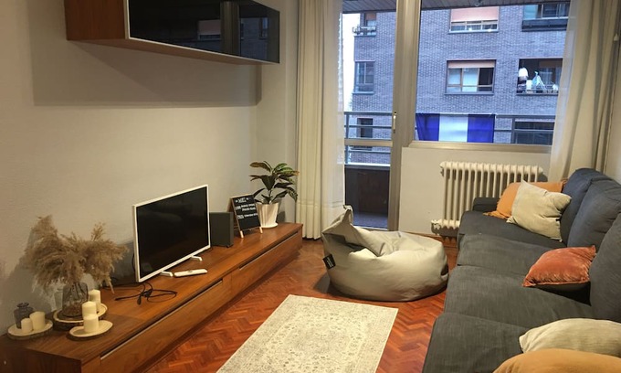Iturrama Apartamento | CENTRAL APARTMENT IN PAMPLONA