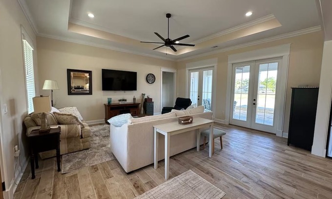 Kingsland Casa | Tranquil 3-bed house in Kingsland. Centrally located for adventures & relaxing,