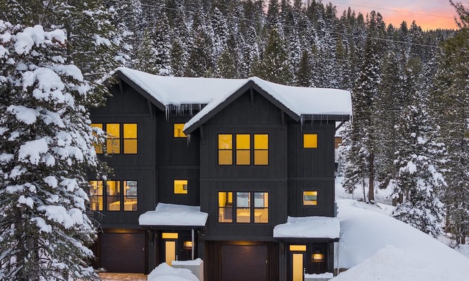 Bozeman Condominio | Bridger Basecamp located at Bridger Bowl with direct access to Crosscut!