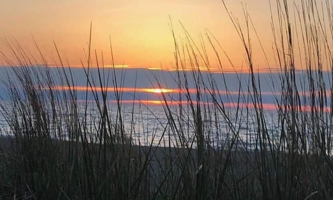 Grand Bend Cabina | Cozy Cabin #7, one block to beach