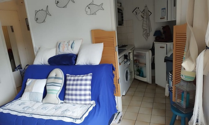 Cabourg Apartamento | Charming garden for two 450 m from the sea