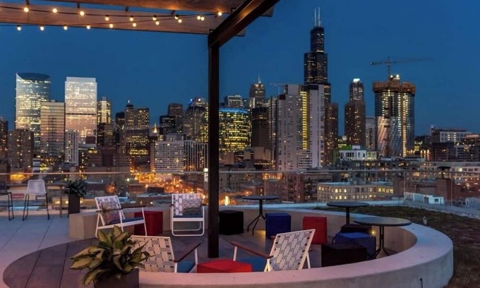 West Loop Apartamento | West Loop Oasis