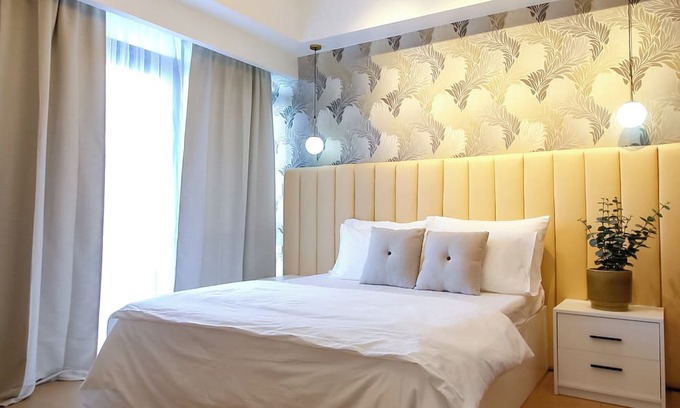Socorro Apartamento | Cozy & Modern 2BR unit with Balcony in Manhattan Cubao - Cylo's Place