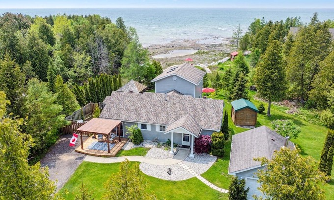 South Bruce Peninsula Cabaña | Stunning Waterfront Retreat - Pike Bay