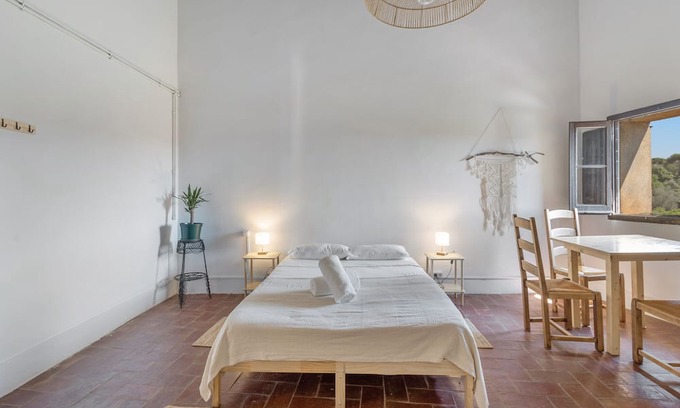Tordera Apartamento | Room 'Habitacion 2' with Sea View, Shared Terrace and Wi-Fi
