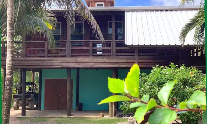 Isla de Utila Cabina | Utila's Red Cliff Cabana