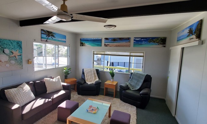 St Helens Beach Casa | Serene St Helens Beach affordable. Multi Families. Crabbing, fishing & relax.