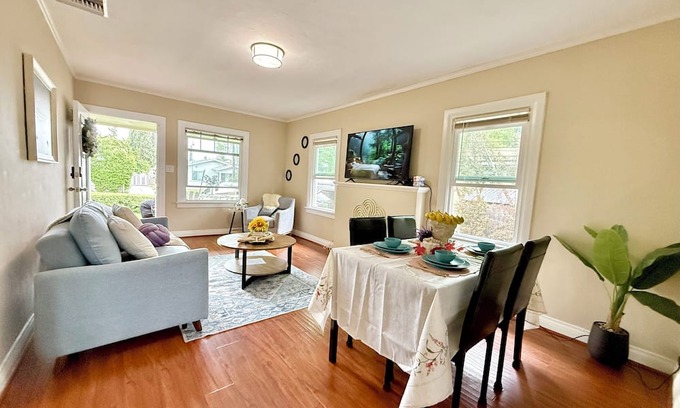 Mid Central Casa | Jie choice's - Pasadena 2b1b Peace Pad