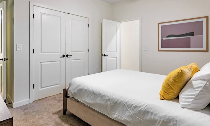 Wilmington Apartamento | Barsala l 3BD in prime location with easy access to US 17