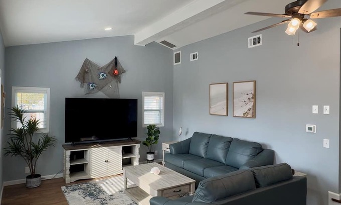 Parker Casa | Pier 98 Getaway Combined