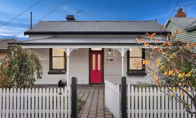 Brighton Casa | Victorian House in Middle Brighton- Arcadia
